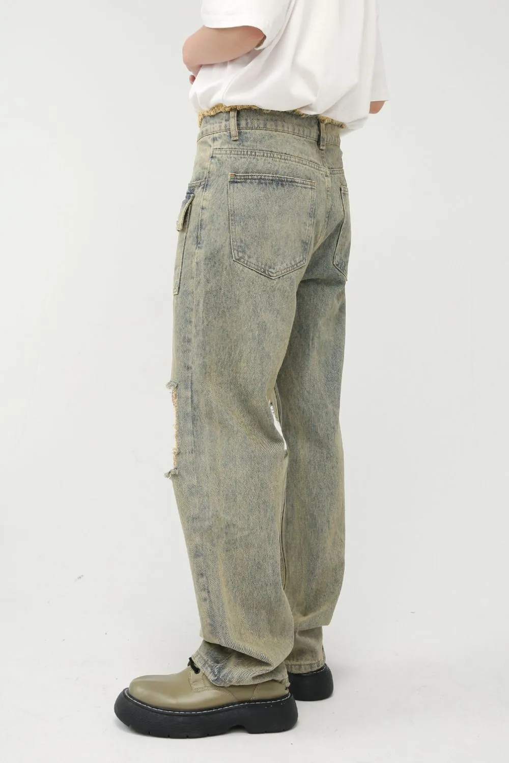 Raw Hem Distressed Jeans