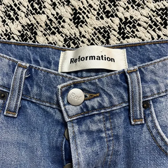 Reformation Jeans Lola High Waist Denim Short in Arches Size 27