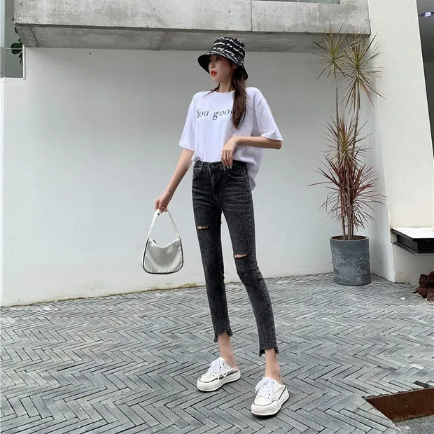 Ripped Cropped Skinny Jeans
