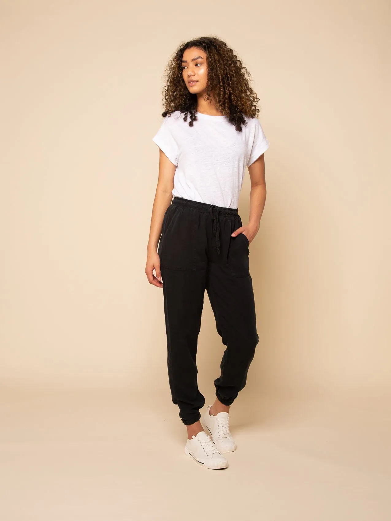 SERENA JOGGERS - PRE PACK 6 UNITS