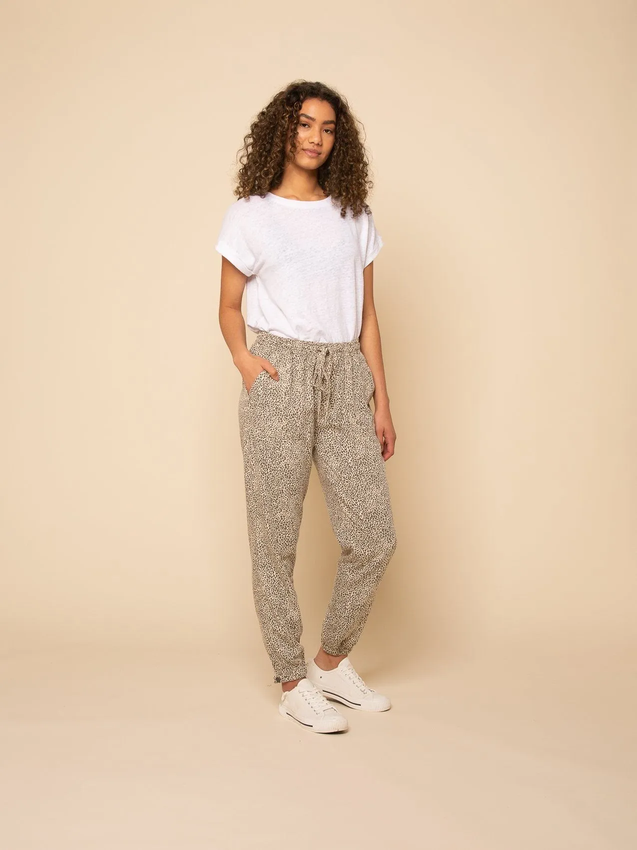 SERENA JOGGERS - PRE PACK 6 UNITS
