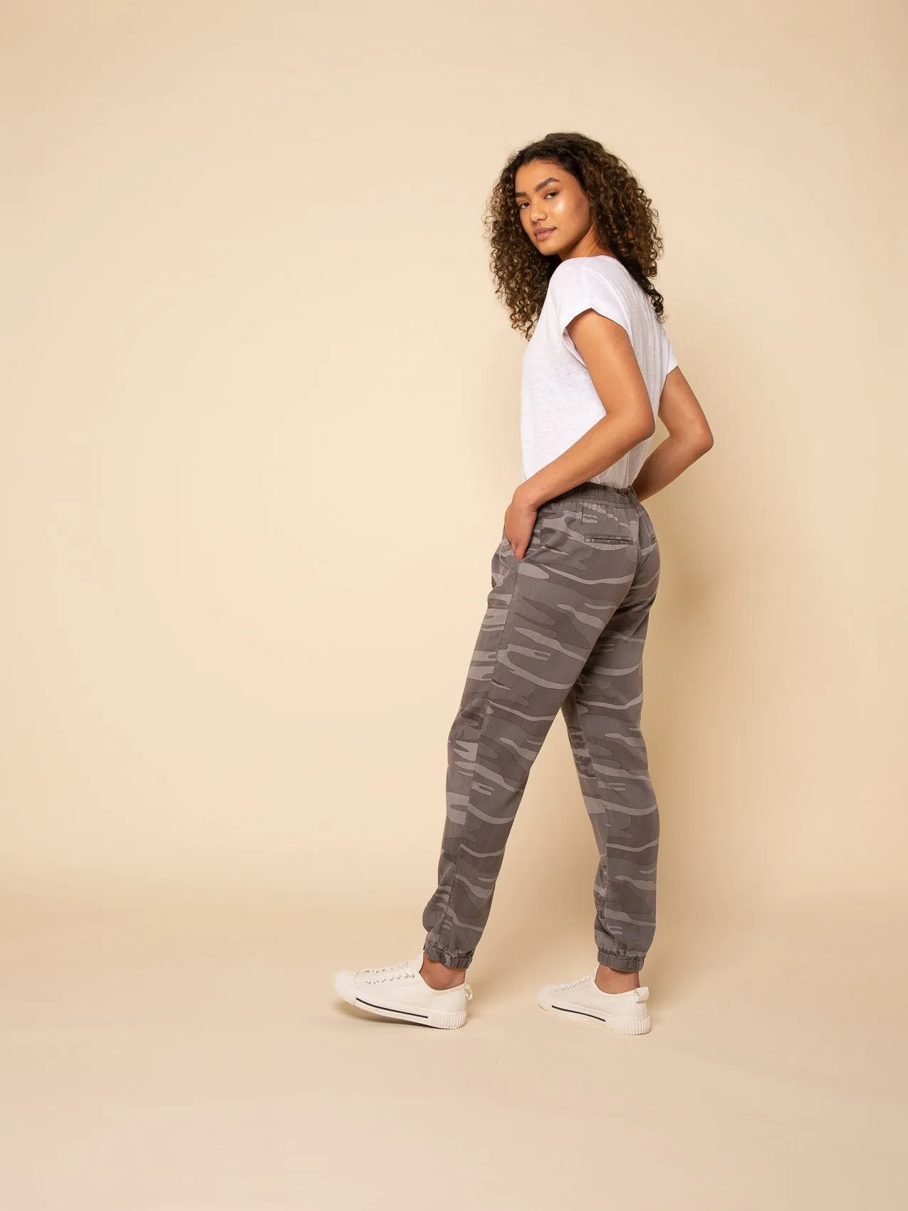 SERENA JOGGERS - PRE PACK 6 UNITS