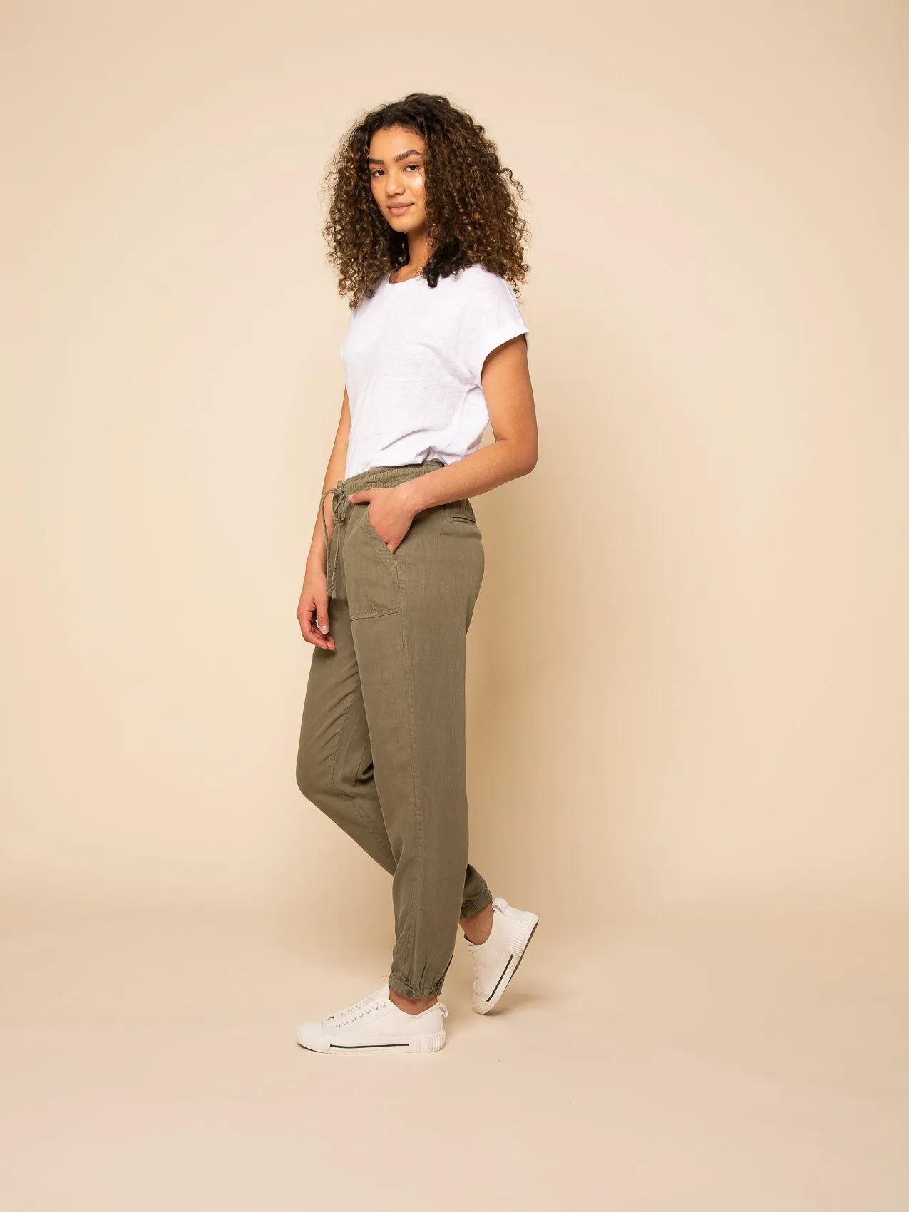 SERENA JOGGERS - PRE PACK 6 UNITS