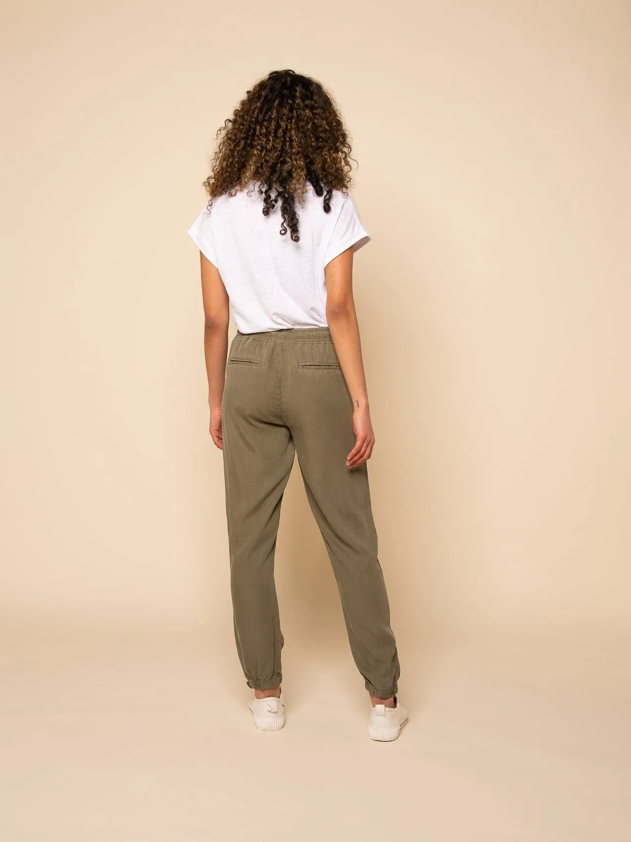 SERENA JOGGERS - PRE PACK 6 UNITS