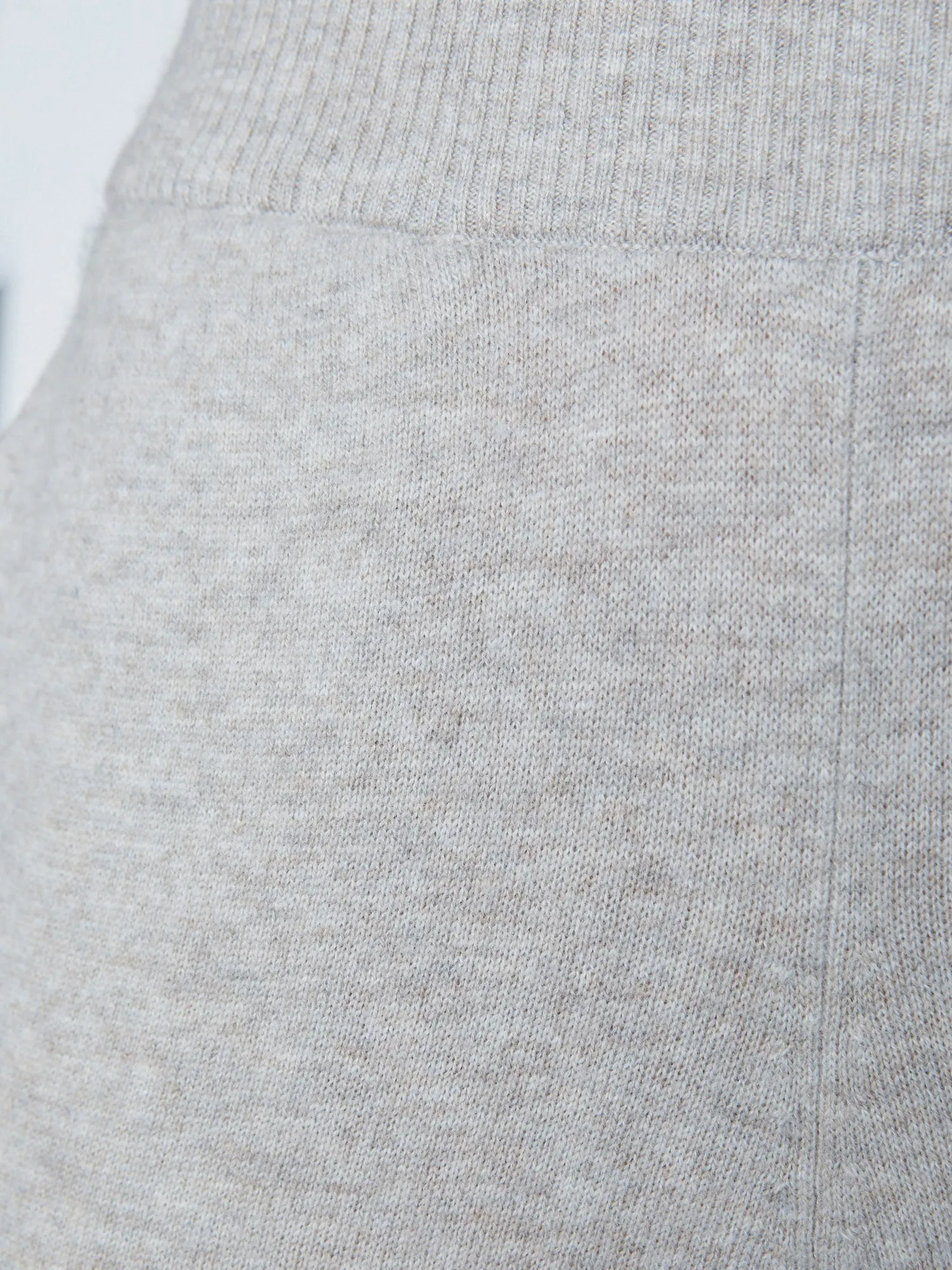 The Andre Luxe Cashmere Pant