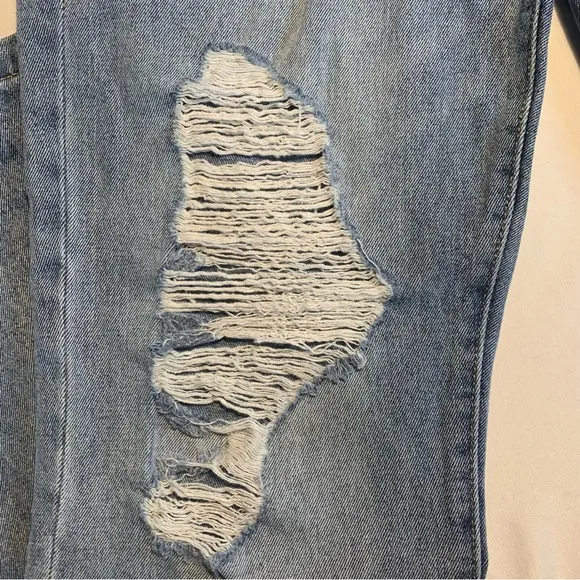 Tilly’s RSQ 90s Ripped Jeans