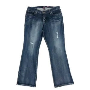 Torrid Jeans Mid-Rise Distressed Slim Boot Vintage Stretch. Medium Wash. Size 16