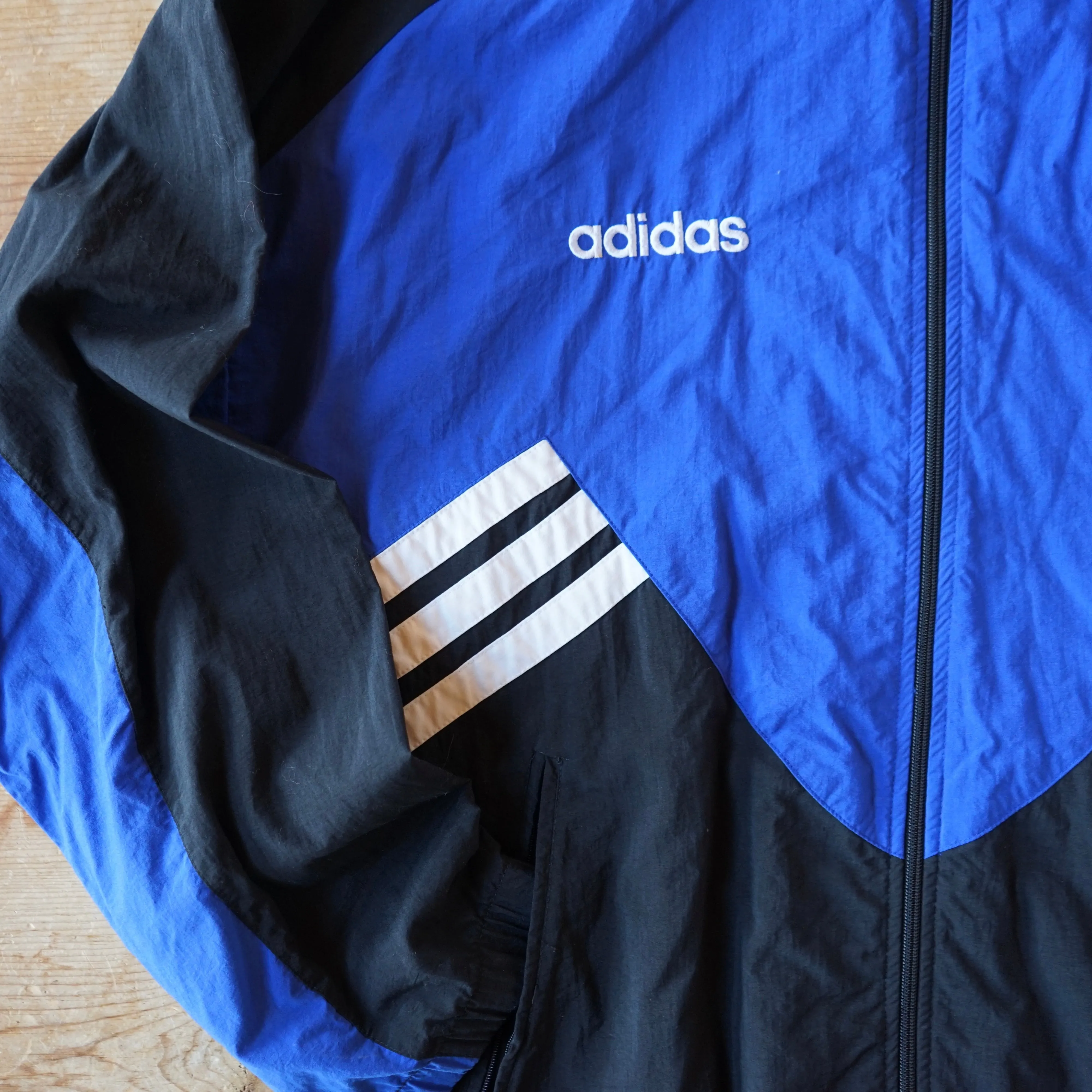 Vintage 90s Adidas Windbreaker Size L/XL