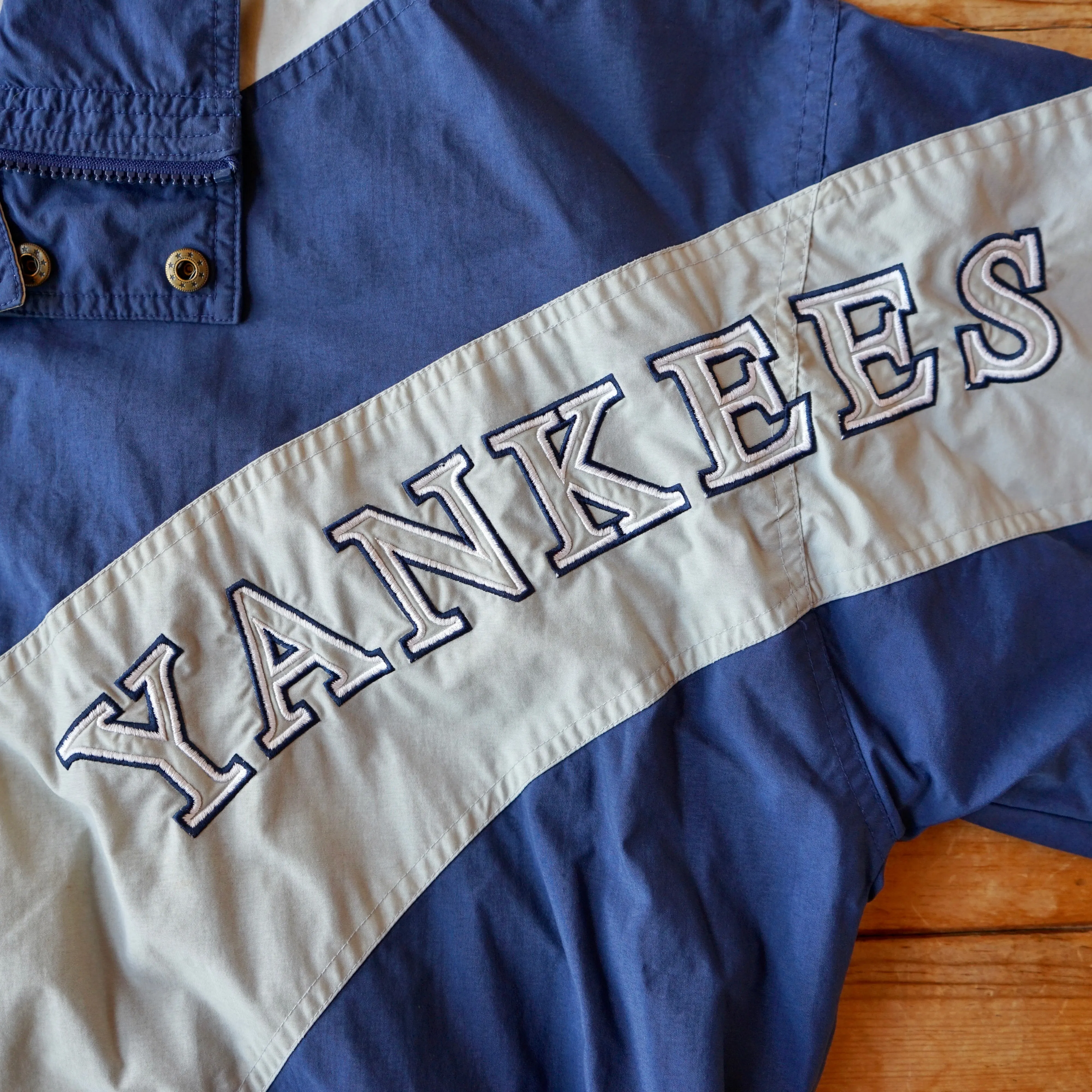 Vintage DeLong Yankees Windbreaker Size L/XL