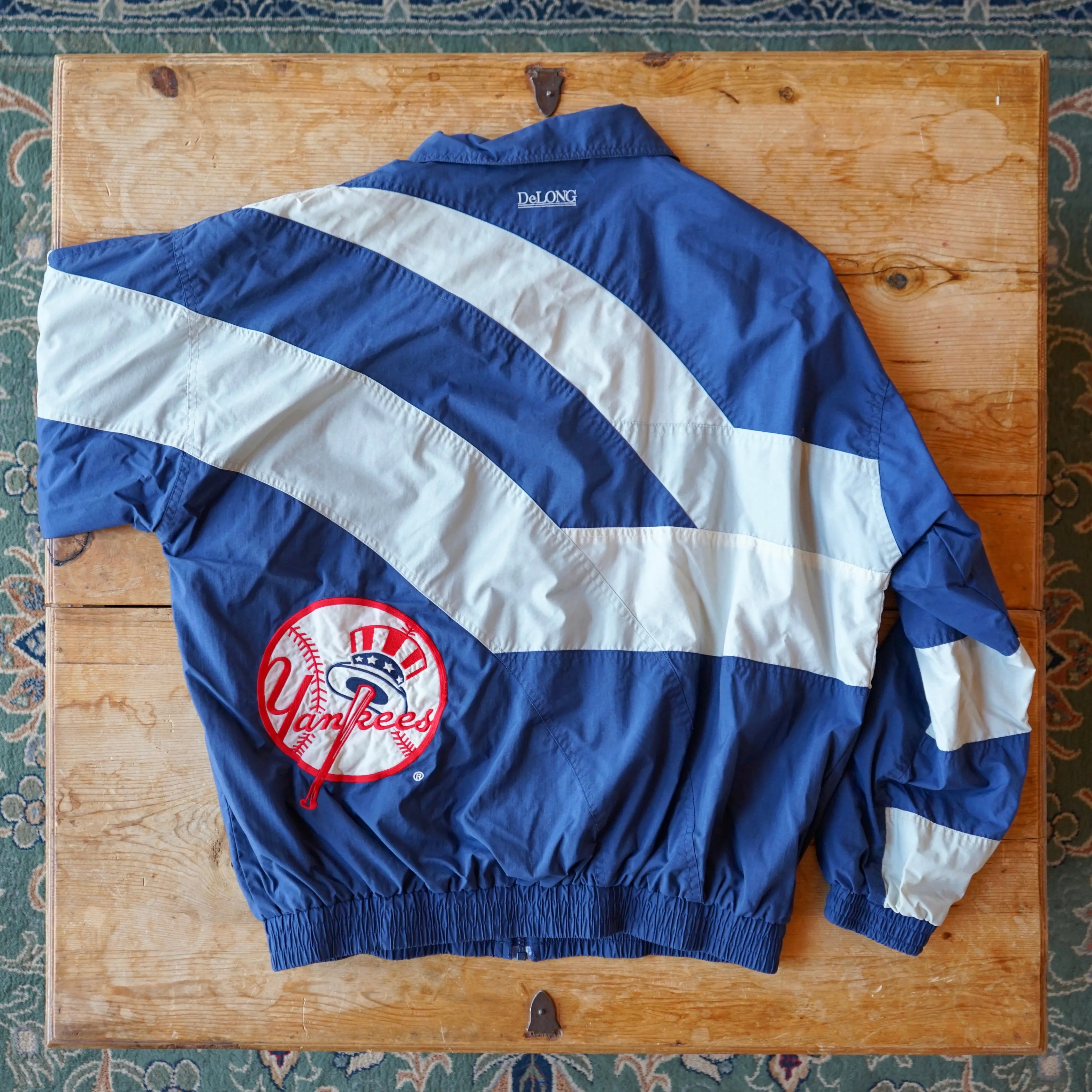 Vintage DeLong Yankees Windbreaker Size L/XL