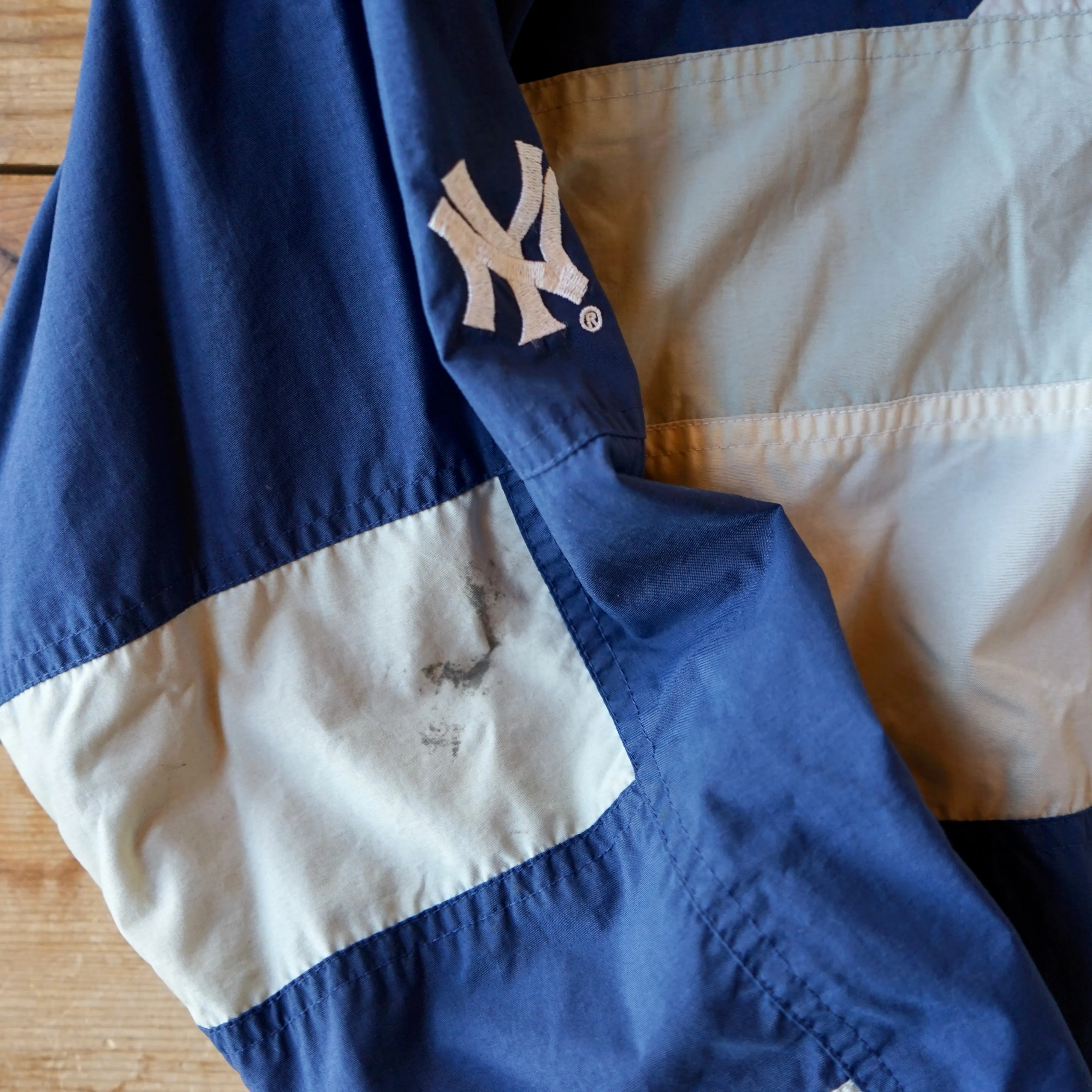 Vintage DeLong Yankees Windbreaker Size L/XL