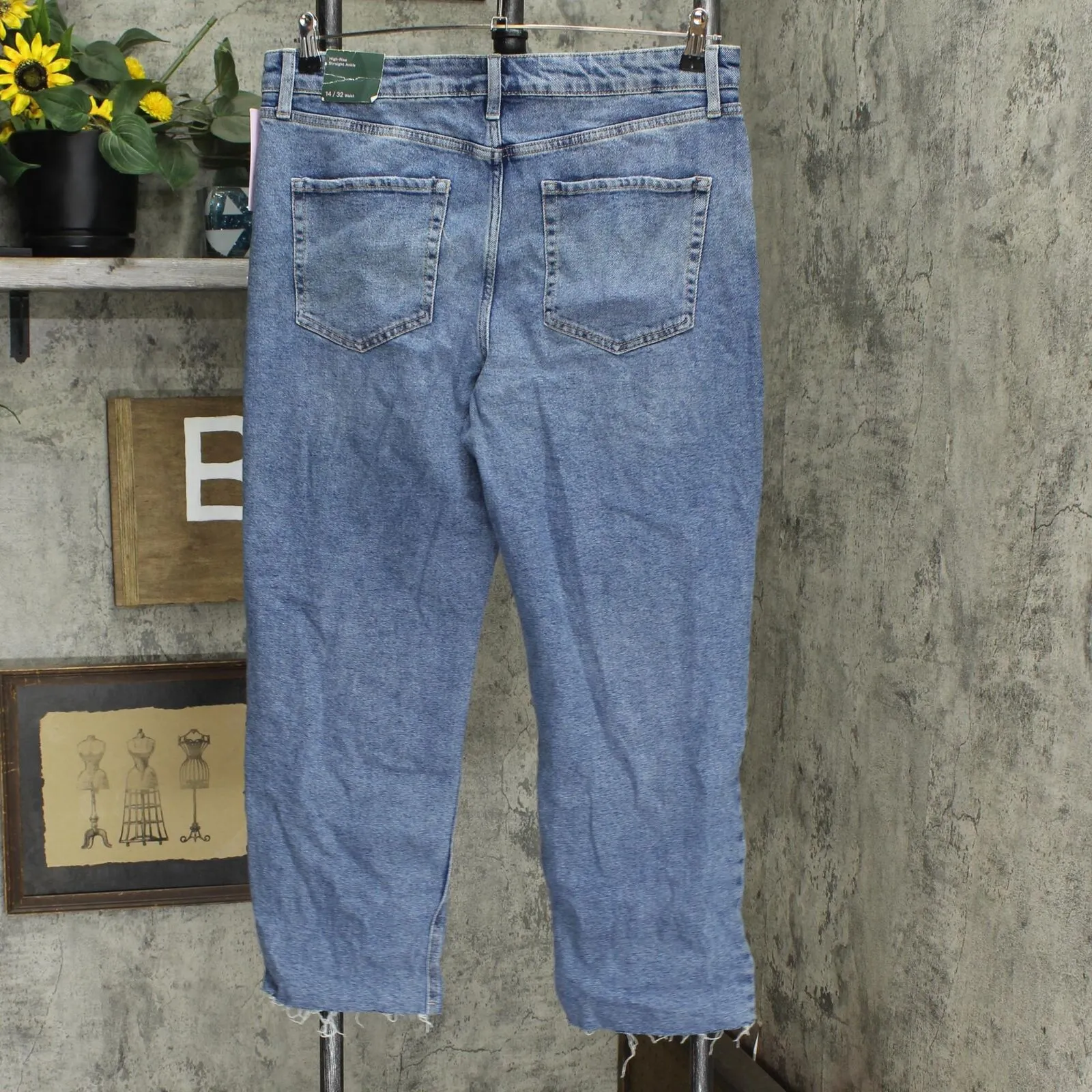 Wild Fable Women's High-Rise Distressed Straight Ankle Length Jeans W113HDMD