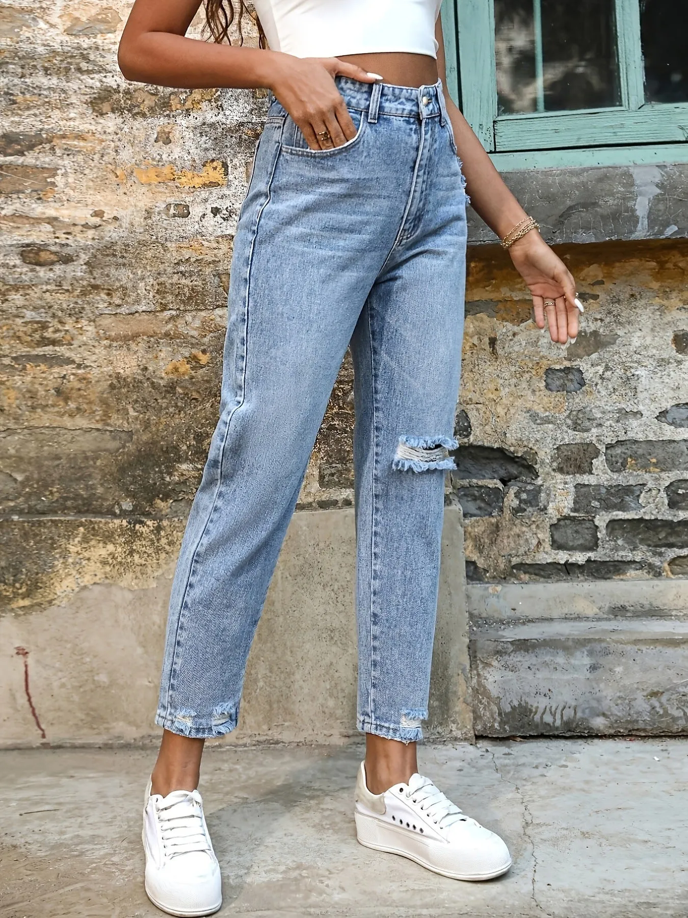 Women's Ripped Jeans