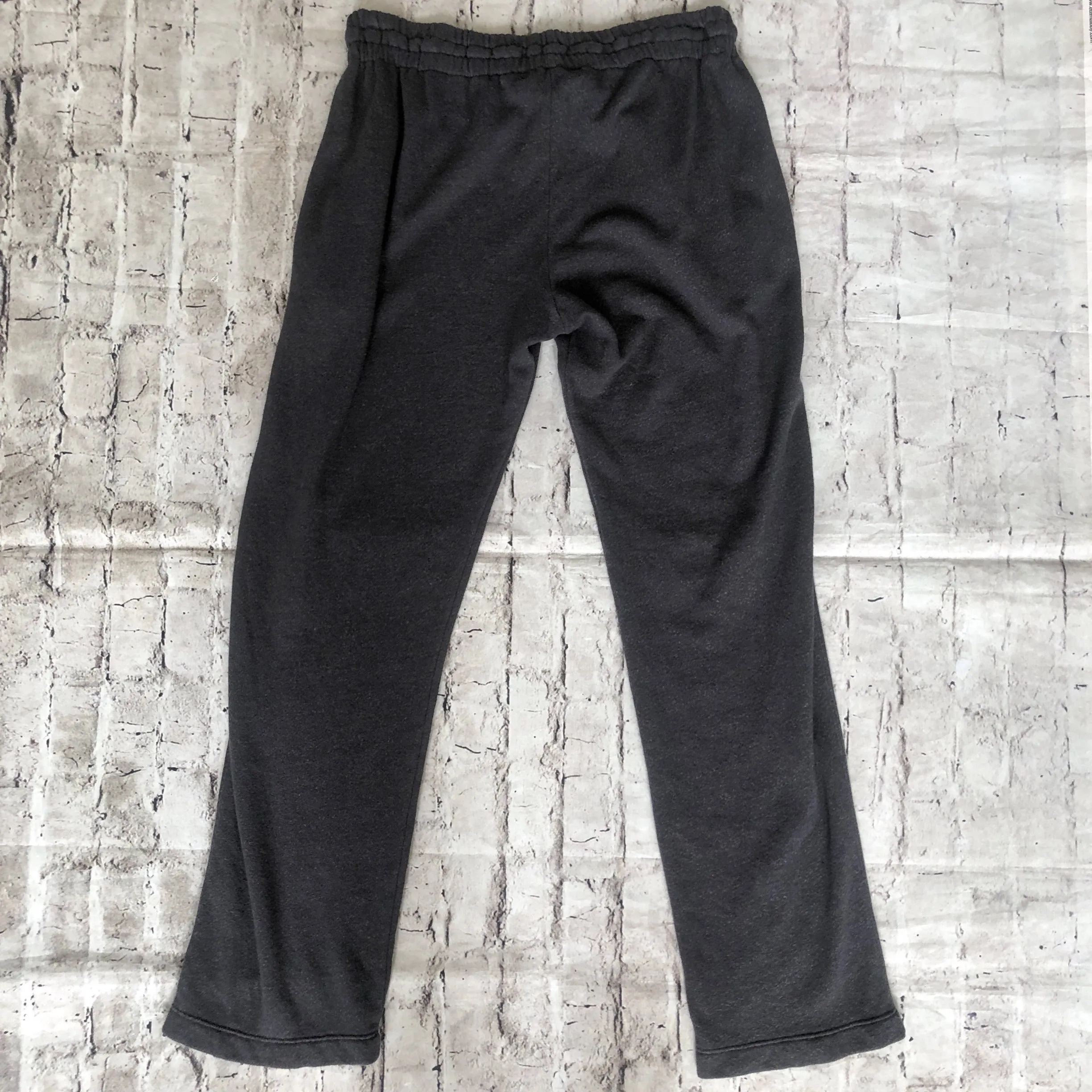 XIRENA Gray Desert Trip Fleece Pants Size M NWT